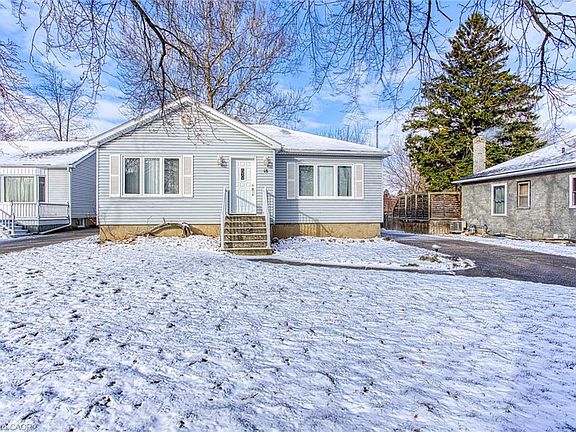 2nd image of 18 Bonavem Dr