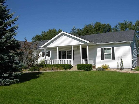 2nd image of 29779 Newcastle Dr