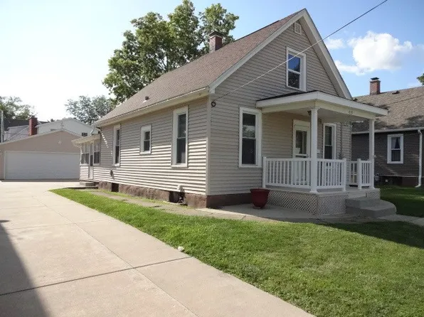 419 Marcy St, Ottawa, IL 61350