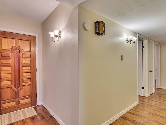 4th image of 8904 Gallic Ct