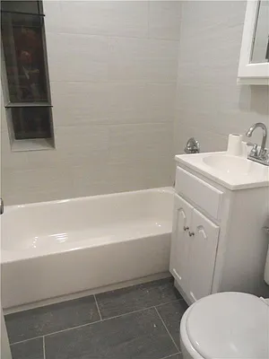 Rented by DSA Realty | media 28