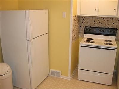 4th image of 59 Palmetto Ave