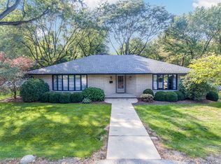 2401 Mayfair Ct, Joliet, IL 60433