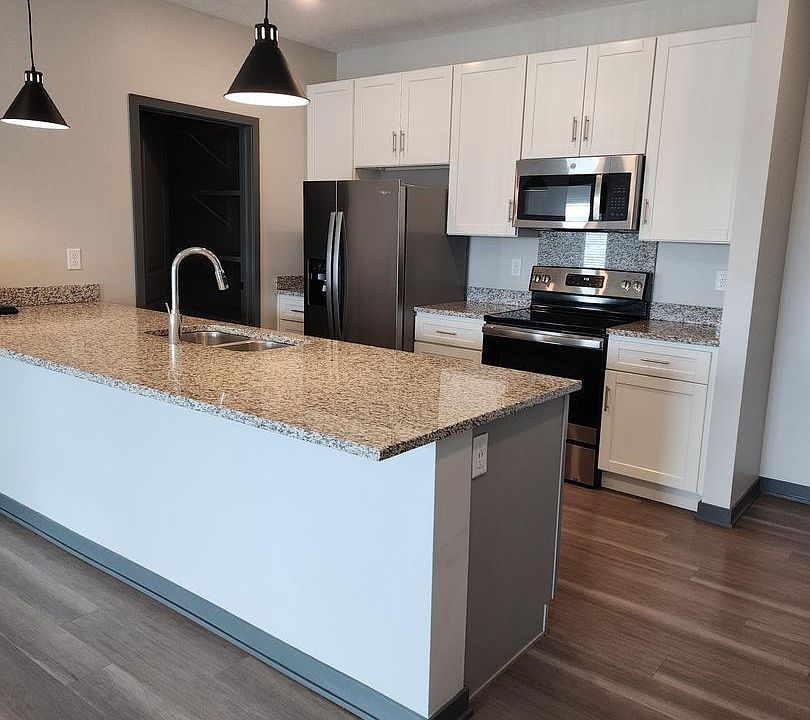 1st image of 7323 N 279th St #2-310