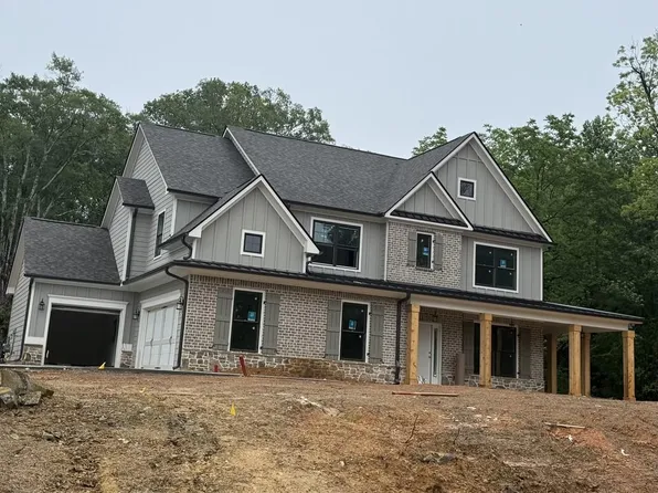 2120 Shillings Rd, Kennesaw, GA 30152