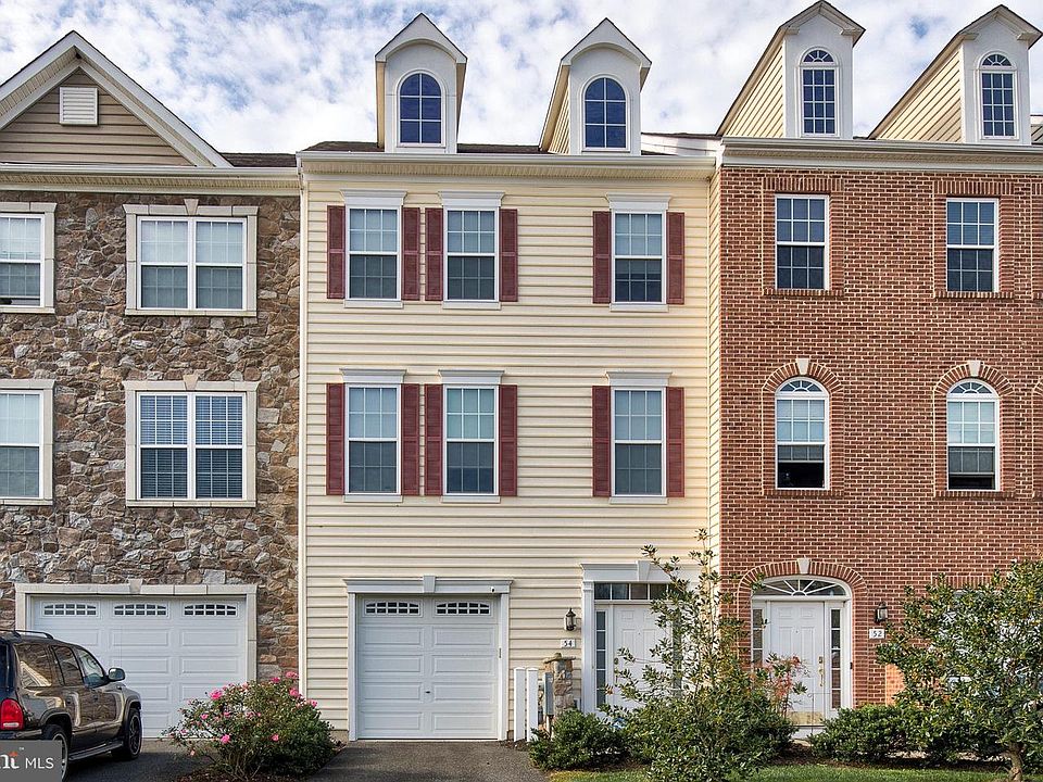 1st image of 54 Grissom Dr