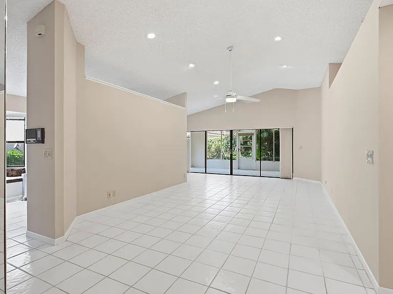 6170 Bay Isles Dr — Photo 6