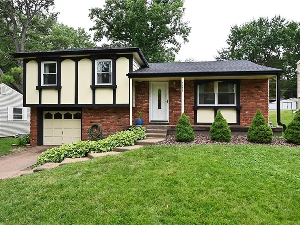 5836 N Oakley Ave, Kansas City, MO 64119