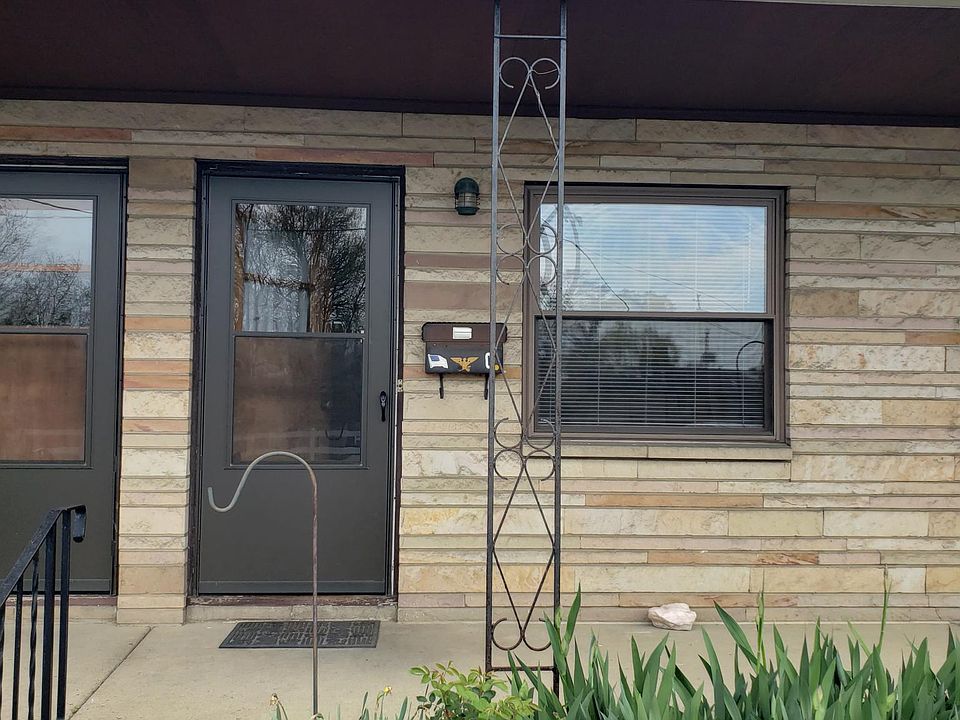 1st image of 575 N Walnut St #C