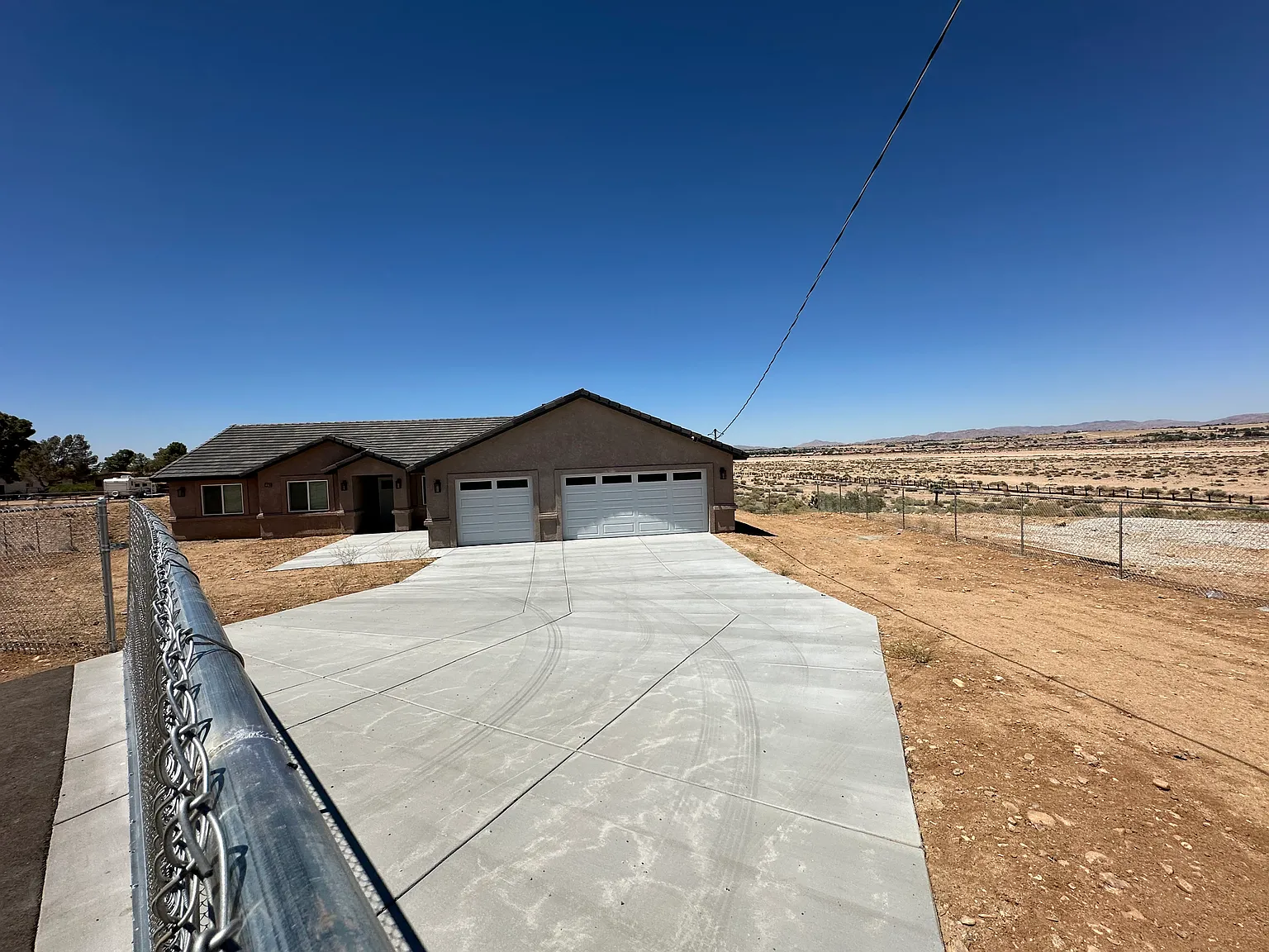 19280 Glendale Ct — Photo 3