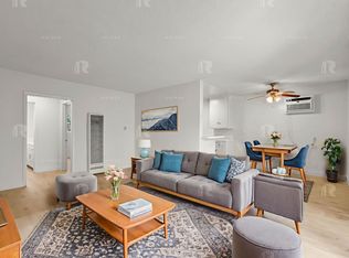 6449 Troost Ave APT 4, North Hollywood, CA 91606