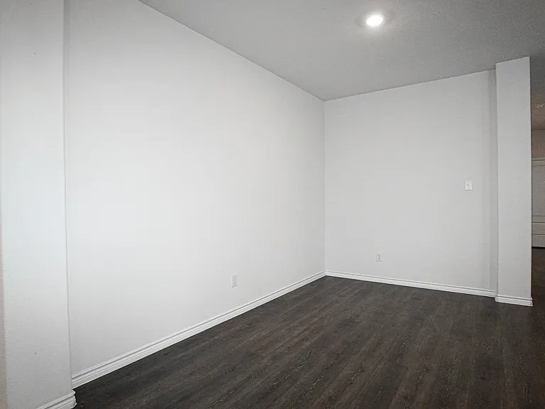 871 Philadelphia St — Photo 12