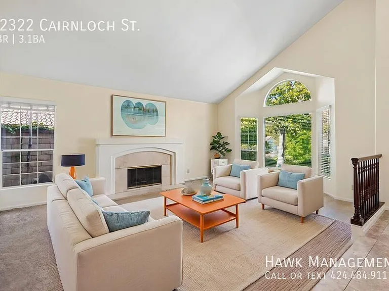 22322 Cairnloch St — Photo 7