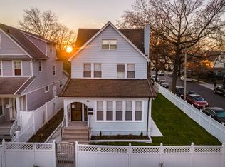109-02 200th St, Saint Albans, NY 11412
