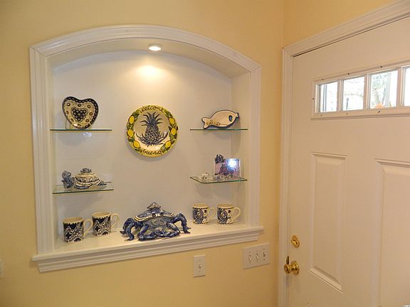 2nd image of 327 Red Rose Blvd Unit 4