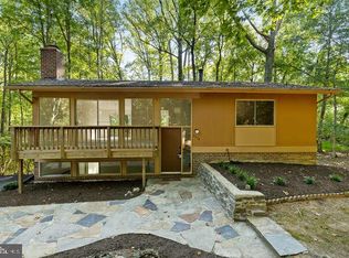 2514 Fauquier Ln, Reston, VA 20191