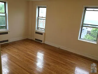 Rented by Skyline Group Real Estate