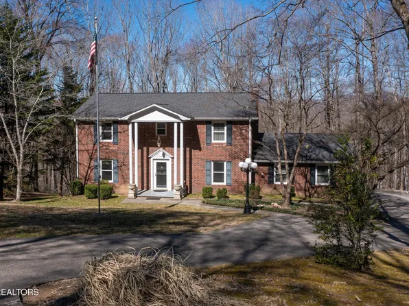 119 Whittier Ln, Oliver Springs, TN 37840