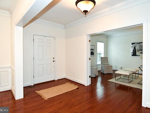 5th image of 5104 Hirst Valley Way