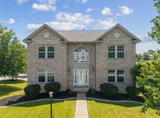 164 Stratford Ct, New Stanton, PA 15672