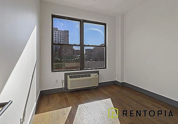4th image of 855 De Kalb Ave #4B