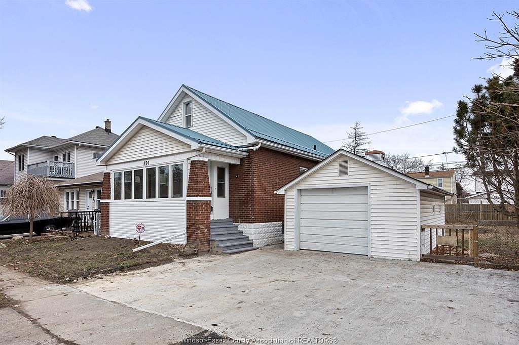 850 Ellrose Ave, Windsor, ON N8Y 3W7 Zillow