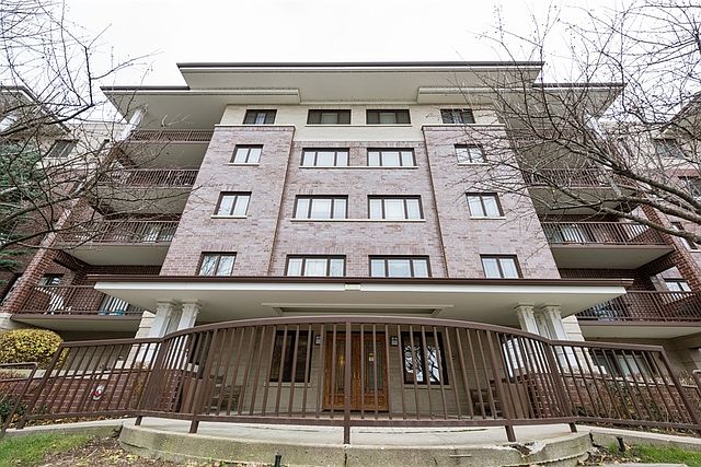 1st image of 1700 2nd St APT 411