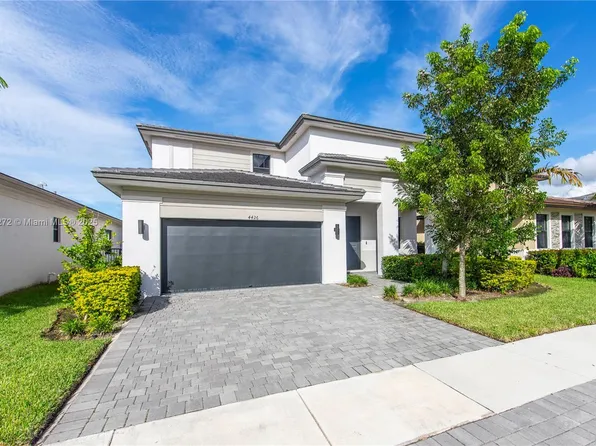 4426 SW 173rd Ave, Hollywood, FL 33029