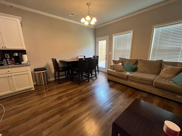 3659 Acorn Dr — Photo 9