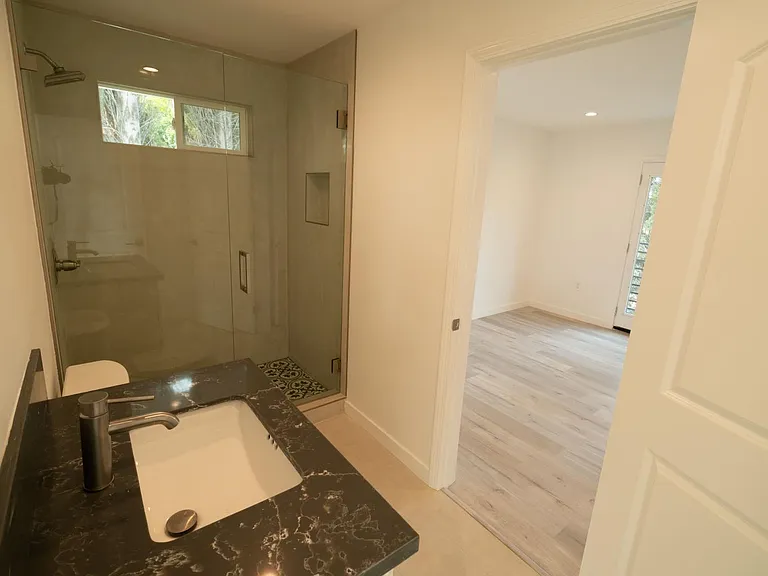 21863 Woodland Crest Dr — Photo 13