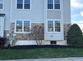 113 Yellowwood Ct, Collegeville, PA 19426