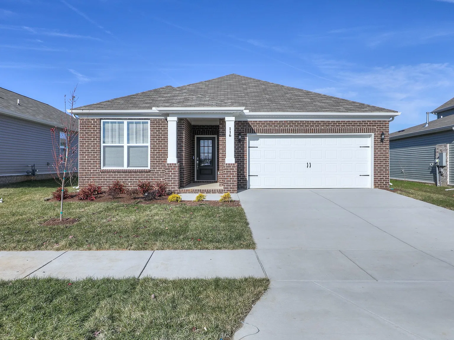 3 bed, 1800 sqft, $2,300 — Photo 1