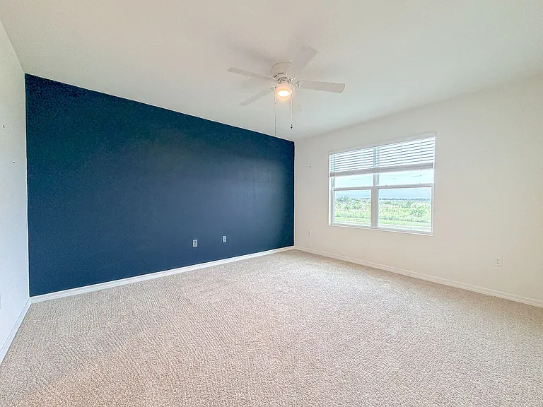 309 Sofia Ln — Photo 6