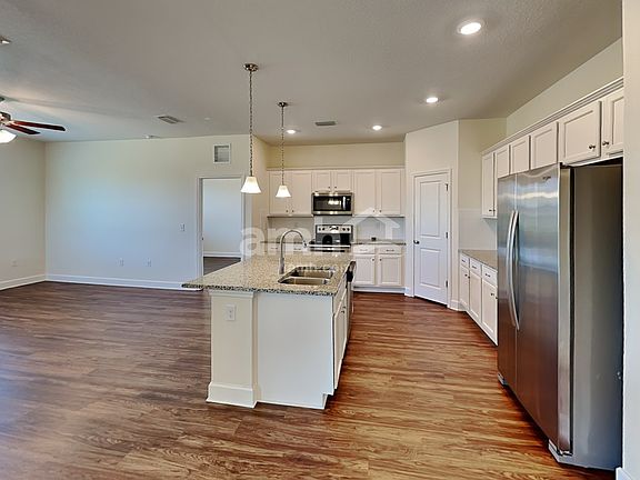 3rd image of 414 Pine Terrace Dr