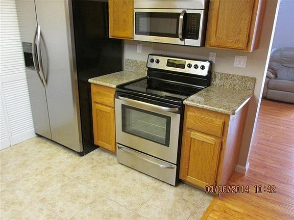 5th image of 19249 Elm Dr
