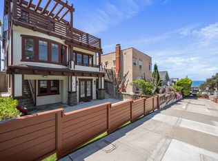 222 30th St, Hermosa Beach, CA 90254