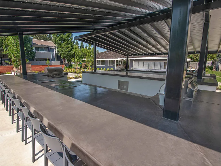 Willow Grove Apartments — Photo 10