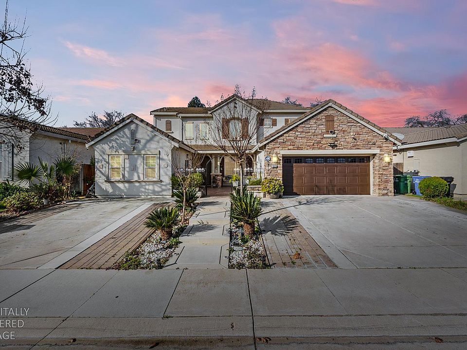 1st image of 9820 Spring View Way