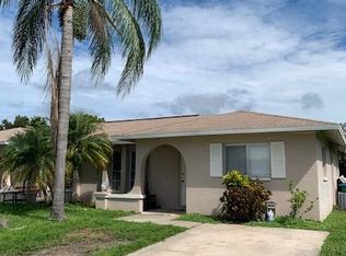 613/615 Hancock Bridge Pkwy, Cape Coral, FL 33990