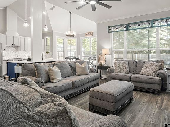 5th image of 117 Mockingbird Ln