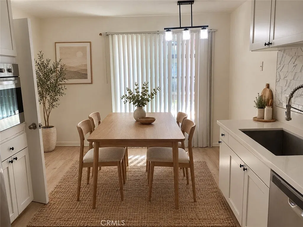 2 bed, 1232 sqft, $3,495 — Photo 3