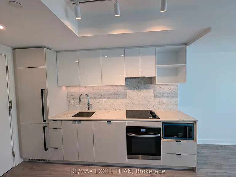 252 Church St #5616 — Photo 4