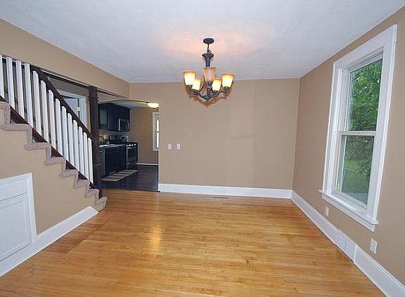 5th image of 2532 1st Ave E