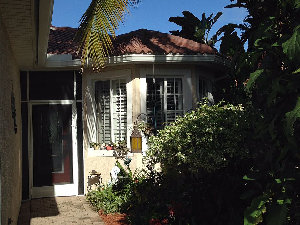 Exterior Front Garden