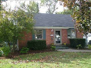 1st image of 609 Sanders Ave