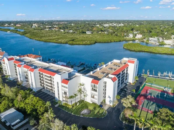 19111 Vista Bay Dr APT 609, Indian Shores, FL 33785