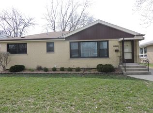 16342 Dobson Ave, South Holland, IL 60473