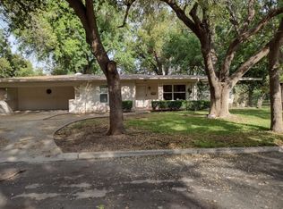 29 Meadow Ln, Del Rio, TX 78840