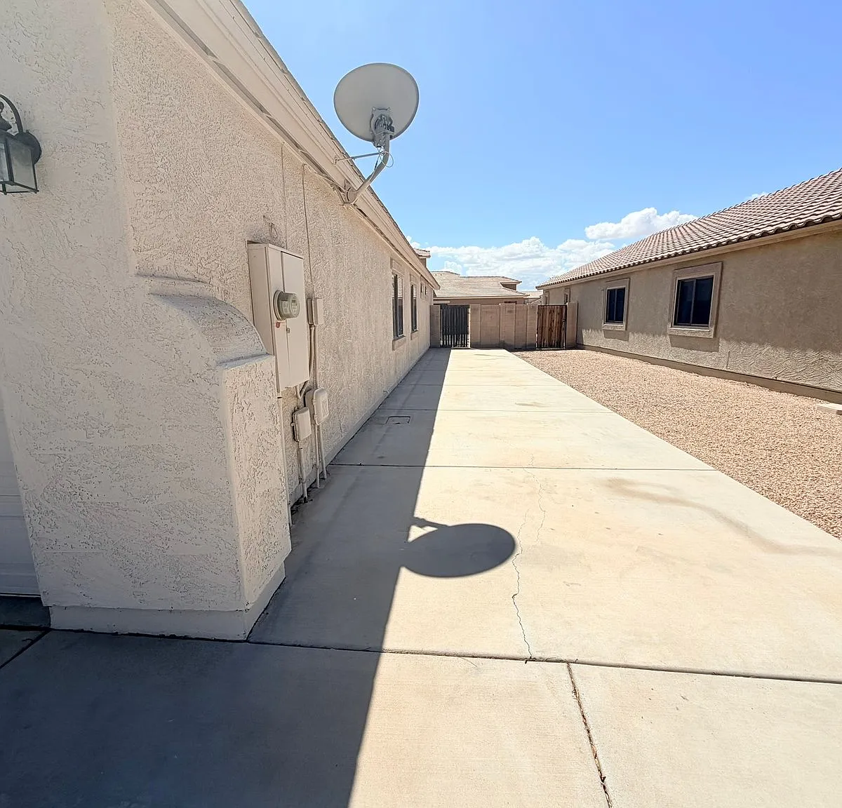 43845 West Arizona Avenue — Photo 2