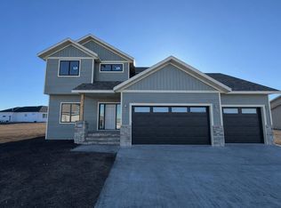 404 Reese Way, Mapleton, ND 58059